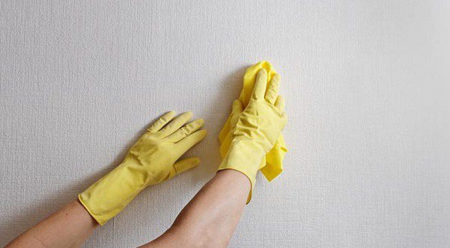 1d376add74a6745049d9-01-jpg Mẹo làm sạch vết bẩn trên tường nhà nhanh chóng và dễ dàng