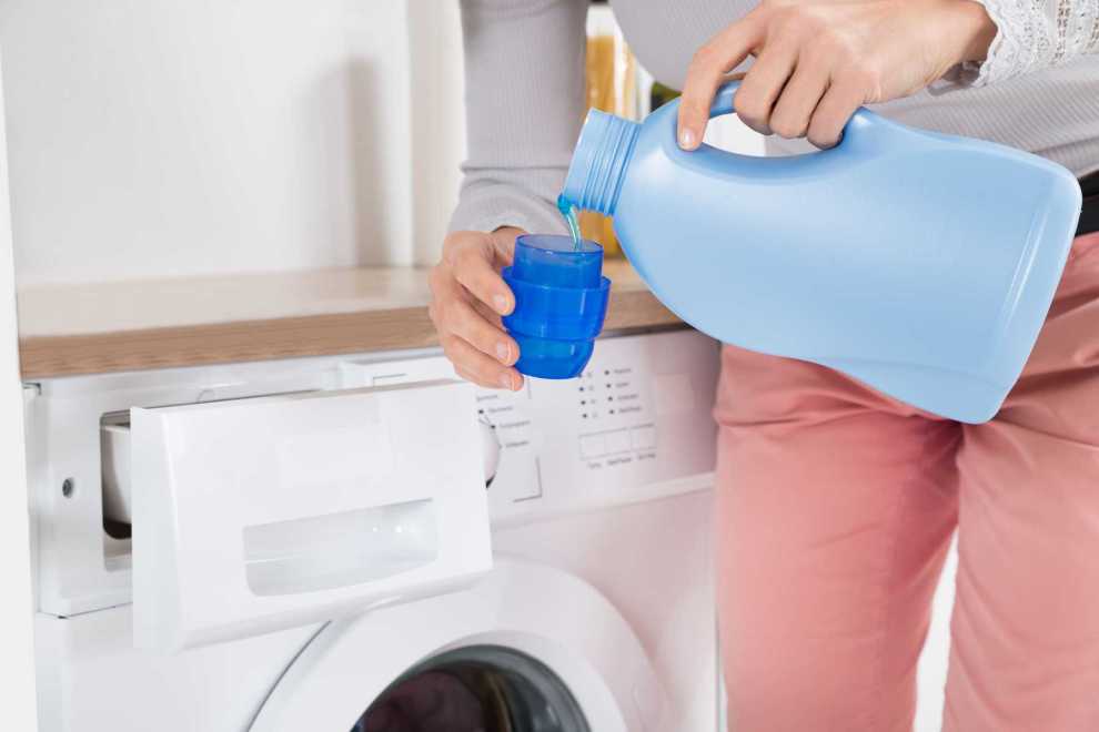 Sử dụng nước xả vải khi giặt Sử dụng nước xả vải khi giặt