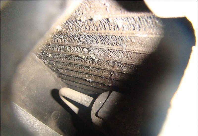 lỗi mùi hôi từ điều hoà General do rêu mốc và bụi bặm