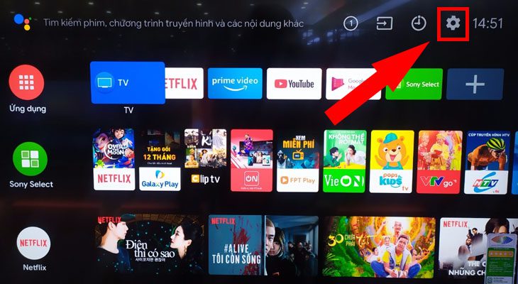 Vào mục Cài đặt nằm ở phía trên góc bên phải tivi.