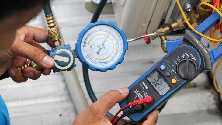 Hút chân không ống đồng và thử máy