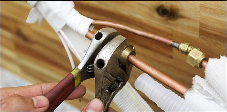 Bước 4: Kết nối cục lạnh với cục nóng điều hòa 2 chiều