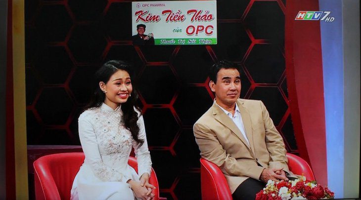 Cách sử dụng ứng dụng FPT Play trên tivi TCL xem truyền hình