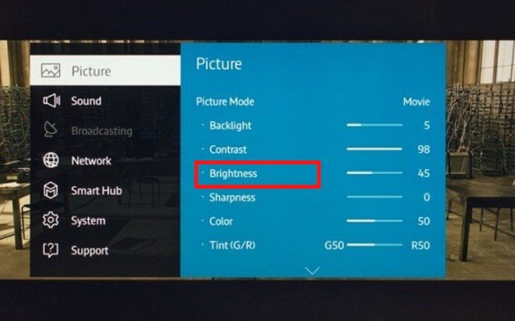 Cách chỉnh độ sáng màn hình tivi LG thường ở mục Brightness