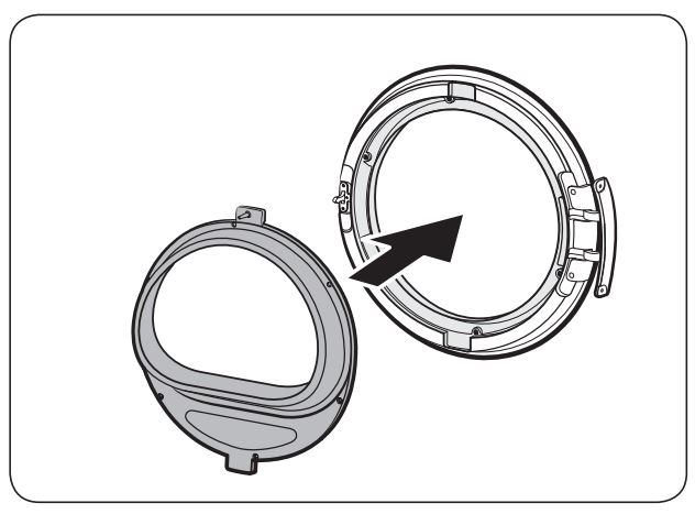 Lắp giá đỡ kính vào vị trí mới