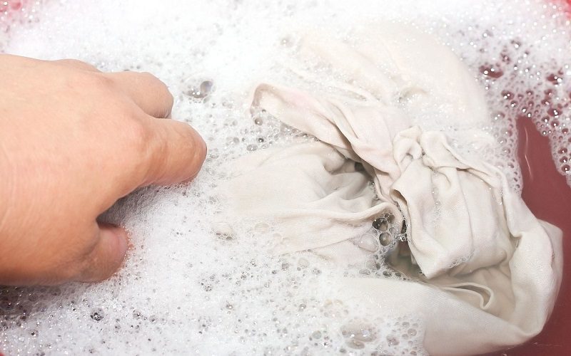 Sử dụng bột giặt như một chất ngâm trước