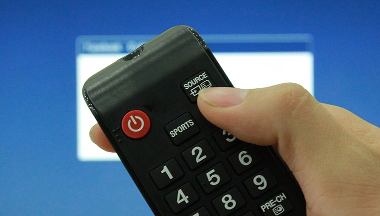 Trên điều khiển tivi, bạn nhấn nút INPUTS, SOURCE hoặc nút có biểu tượng dấu mũi tên (tuỳ tivi) Trên điều khiển tivi, bạn nhấn nút INPUTS, SOURCE hoặc nút có biểu tượng dấu mũi tên (tuỳ tivi)