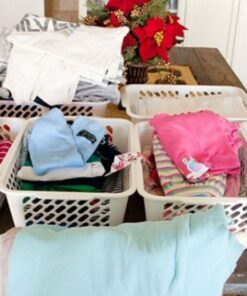 phân loại quần áo trước khi giặt