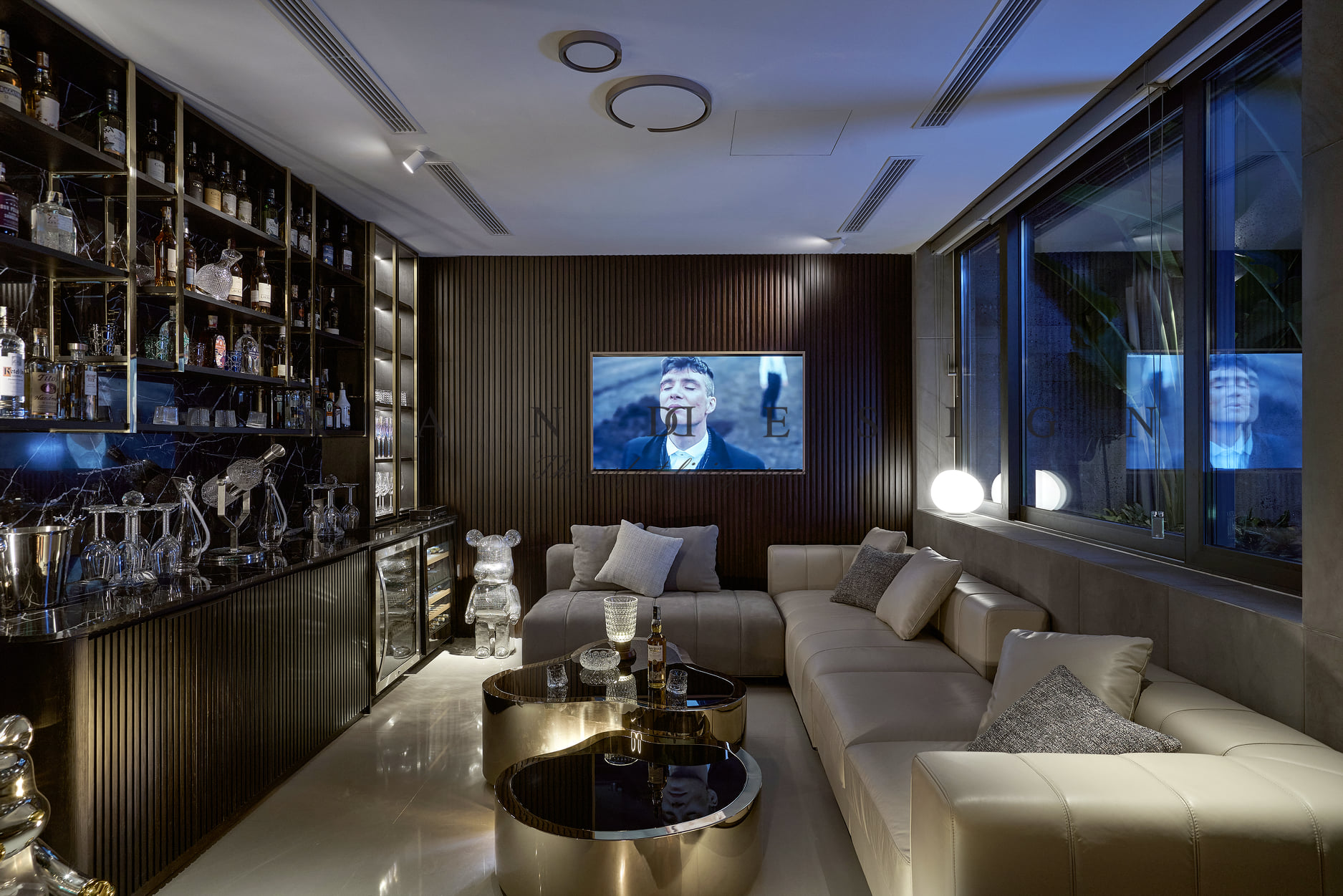 Nhà rộng thì có nên lắp điều hòa âm trần nối ống gió không?