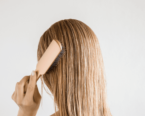 tóc trong cống, tóc dài, cống bị tắc